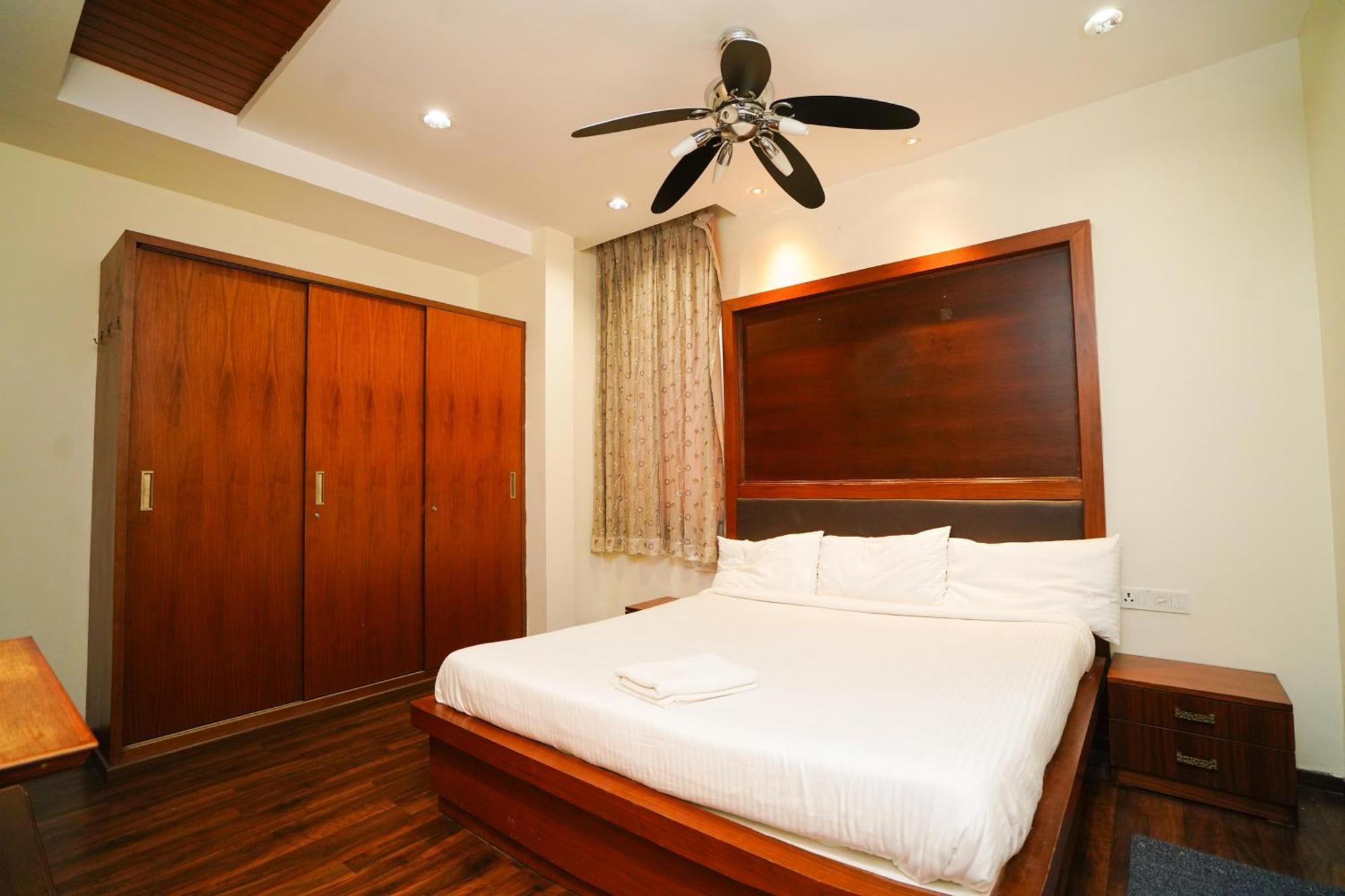 Golden Villa - Duplex House With Private Theater - Near To Alipiri And Bhudevi Ttd Ticket Counter And Kapilateertham ตีรูปาติ ภายนอก รูปภาพ