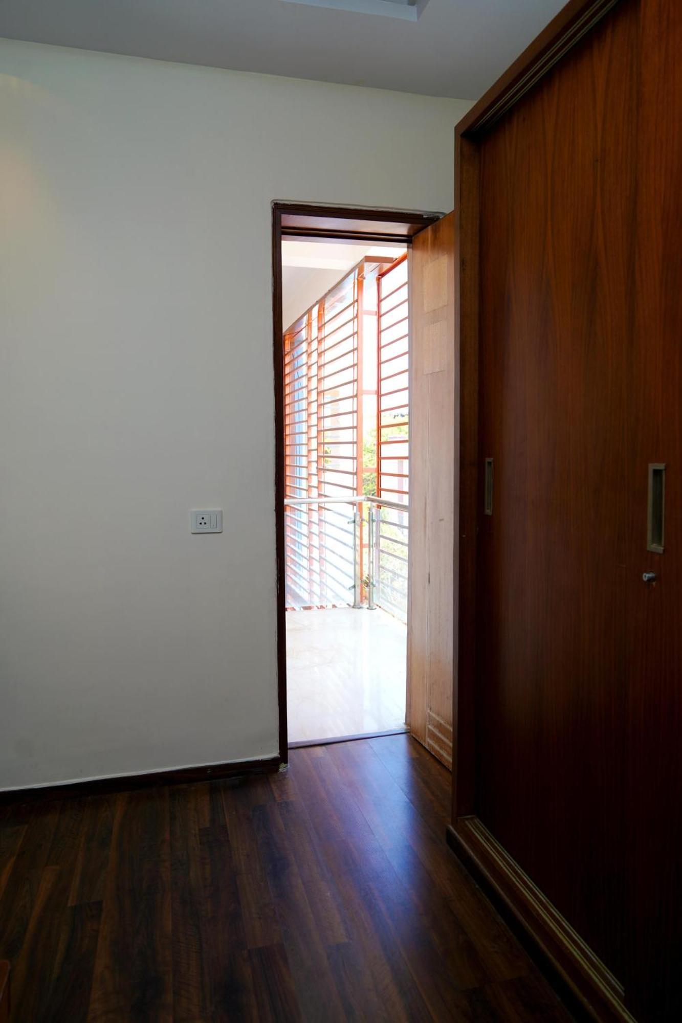 Golden Villa - Duplex House With Private Theater - Near To Alipiri And Bhudevi Ttd Ticket Counter And Kapilateertham ตีรูปาติ ภายนอก รูปภาพ