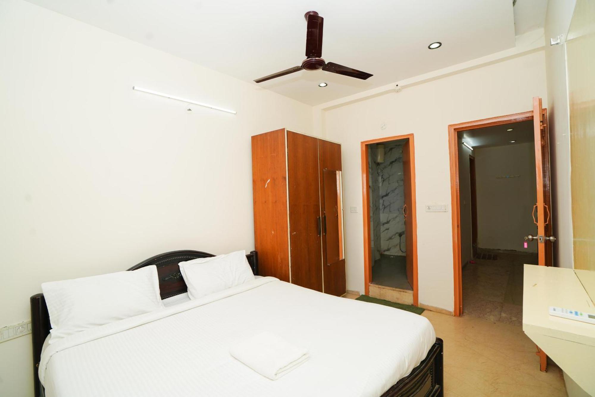 Golden Villa - Duplex House With Private Theater - Near To Alipiri And Bhudevi Ttd Ticket Counter And Kapilateertham ตีรูปาติ ภายนอก รูปภาพ